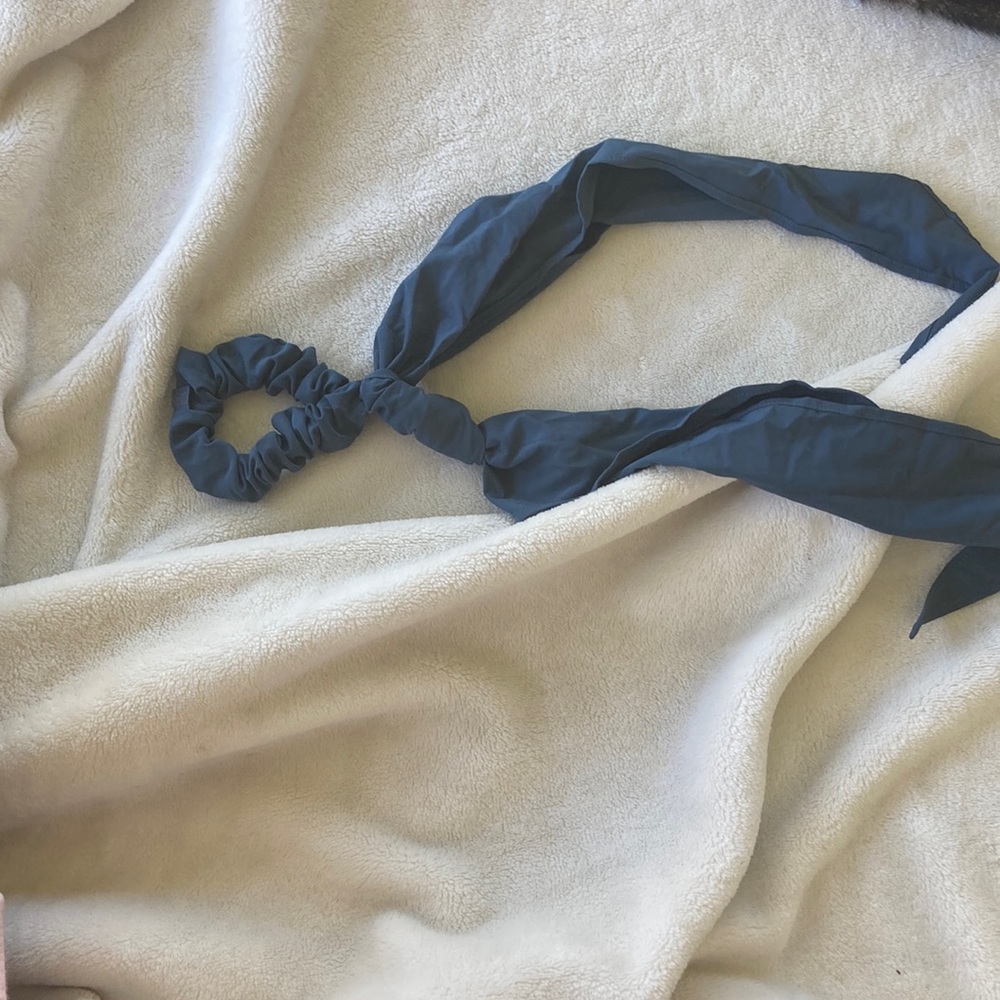 Lulu Lemon Scrunchie Hair Tie